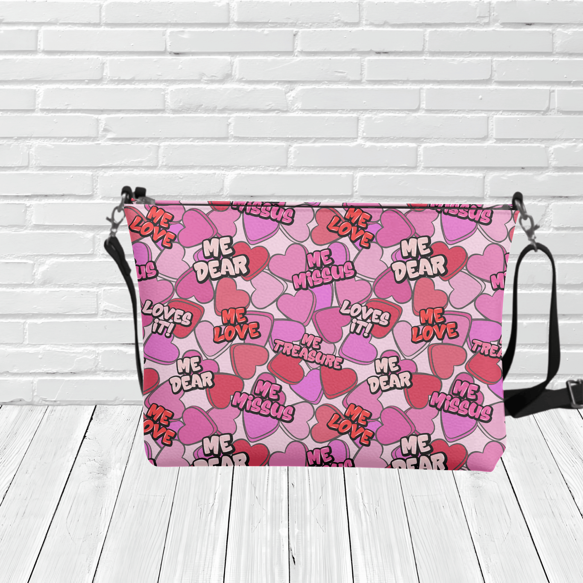 "Newfinese Sweethearts" Crossbody