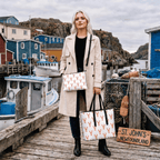 Claws Out Lobster Tote - Newfineseplease.ca