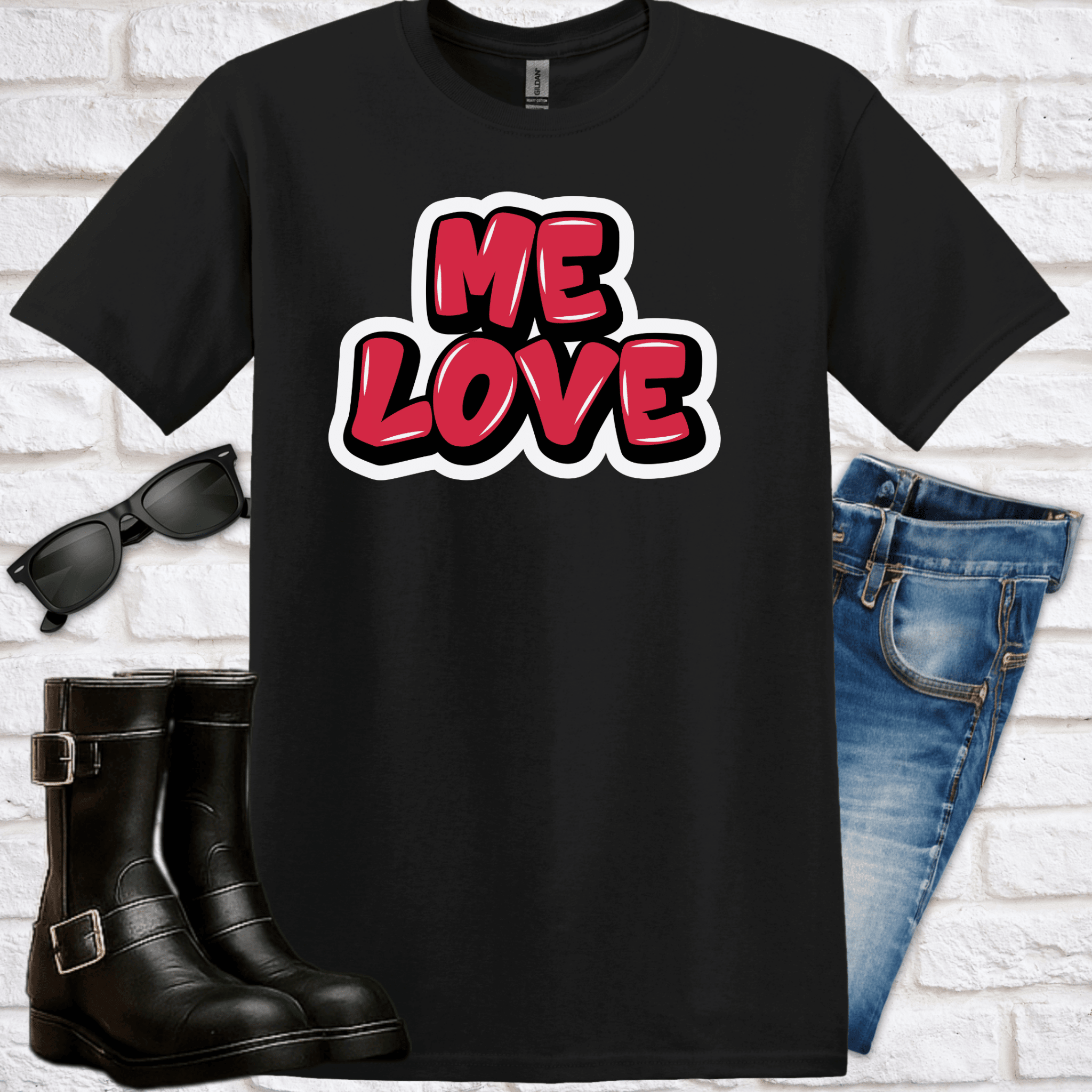"Me Love" Graffiti T-Shirt - Newfinese Please