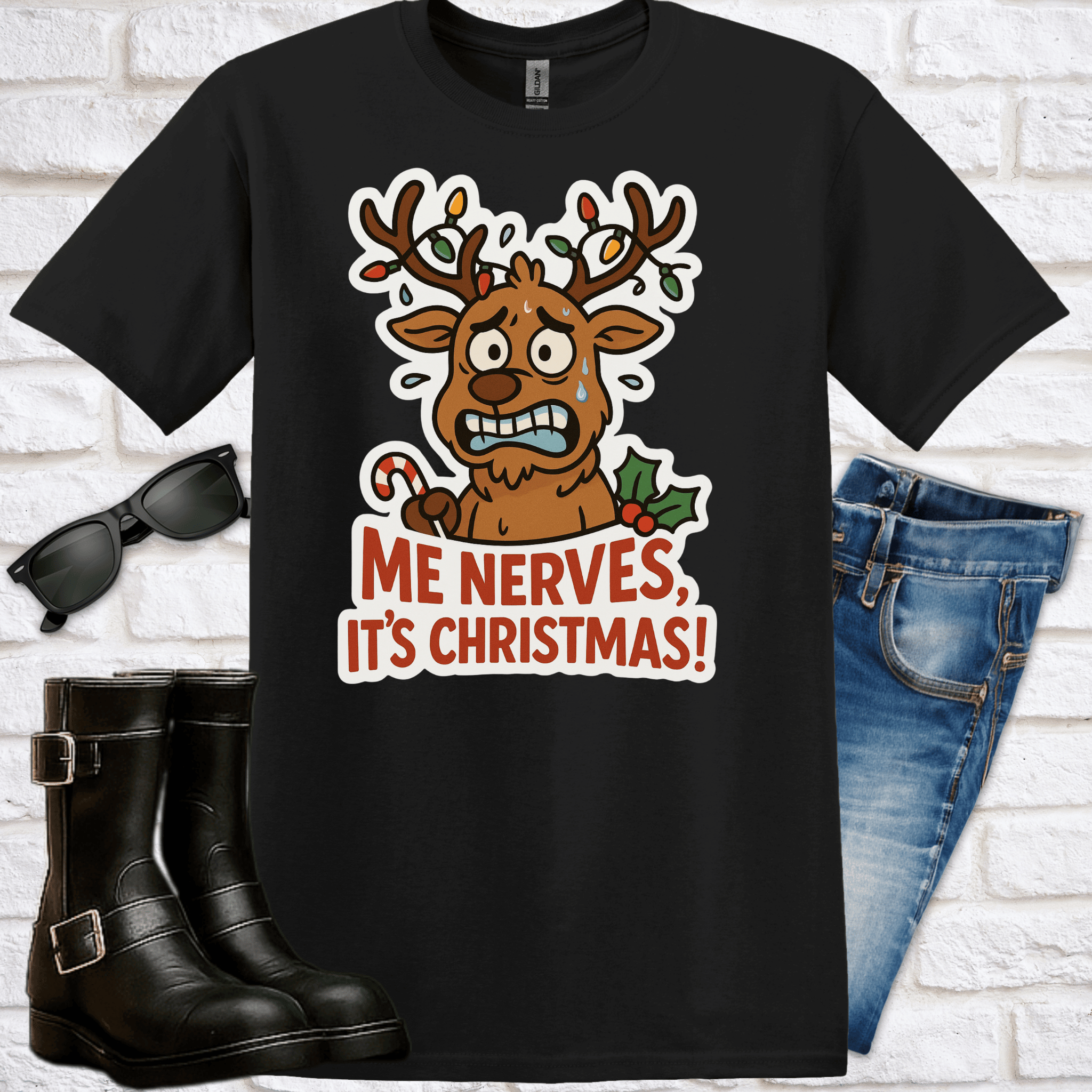 "Me Nerves, It's Christmas!" T-Shirt - Newfinese Please