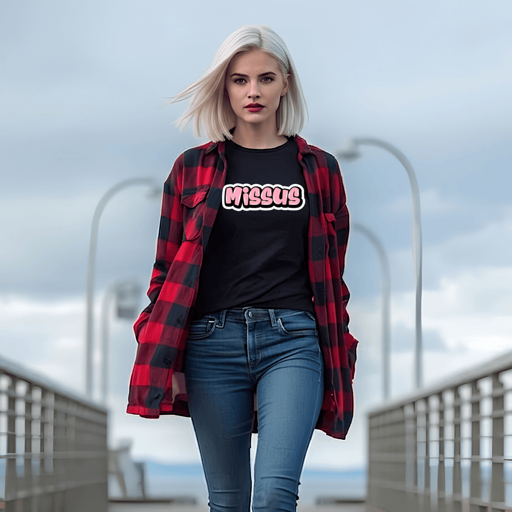 "Missus" Tee - Newfoundland Graffiti Collection - Newfineseplease.ca