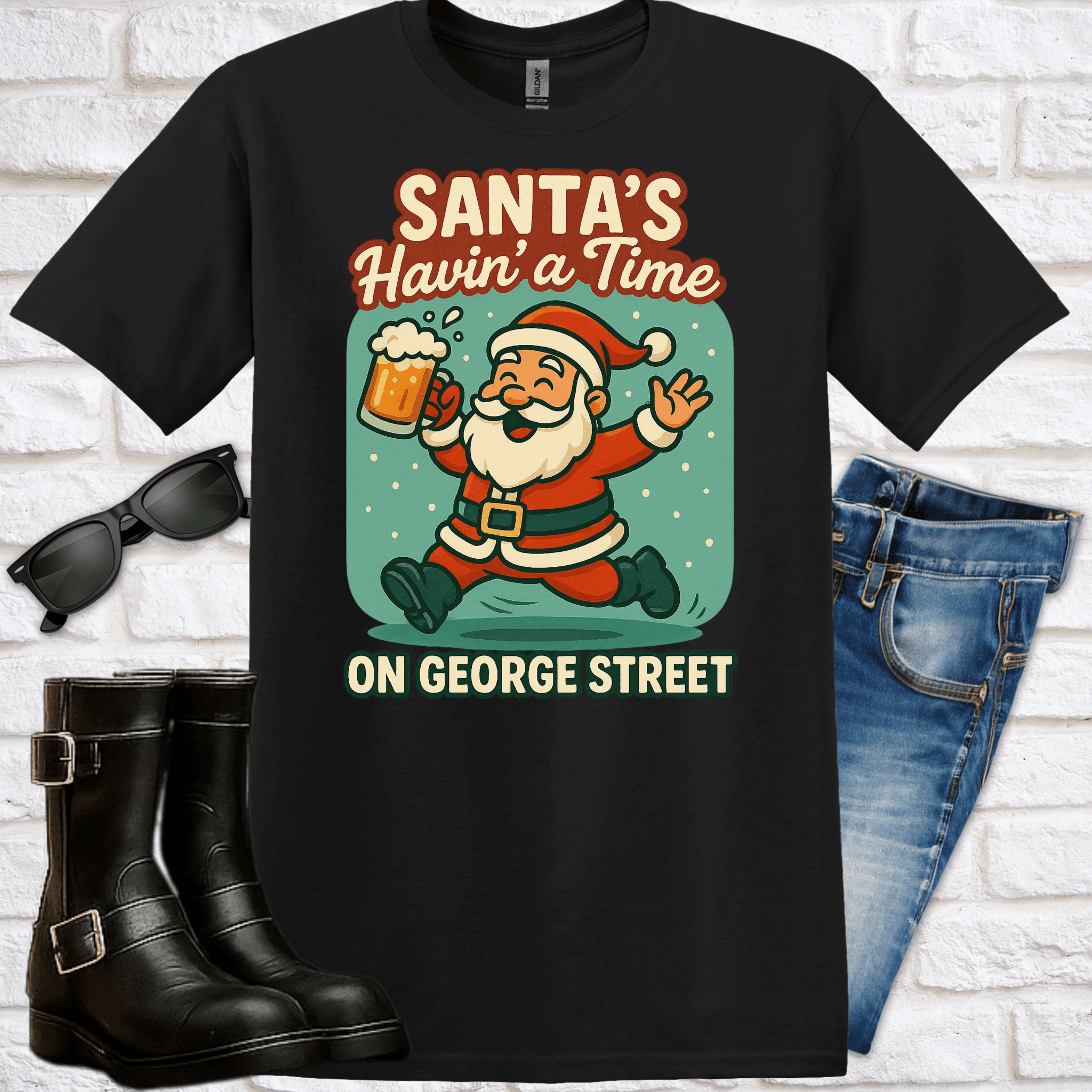 "Santa's Havin' a Time on George Street" T-Shirt - Newfinese Please