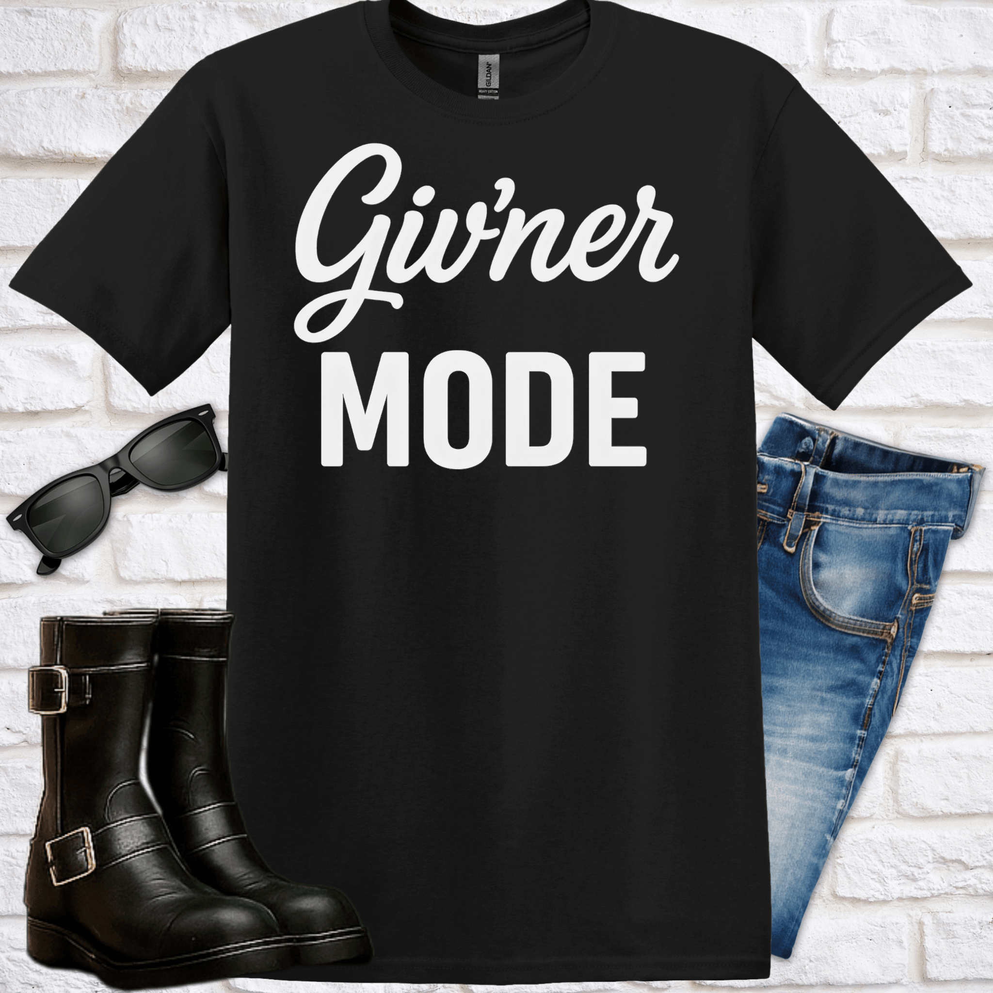 T-Shirt — "Giv'ner Mode" Tee - Newfinese Please